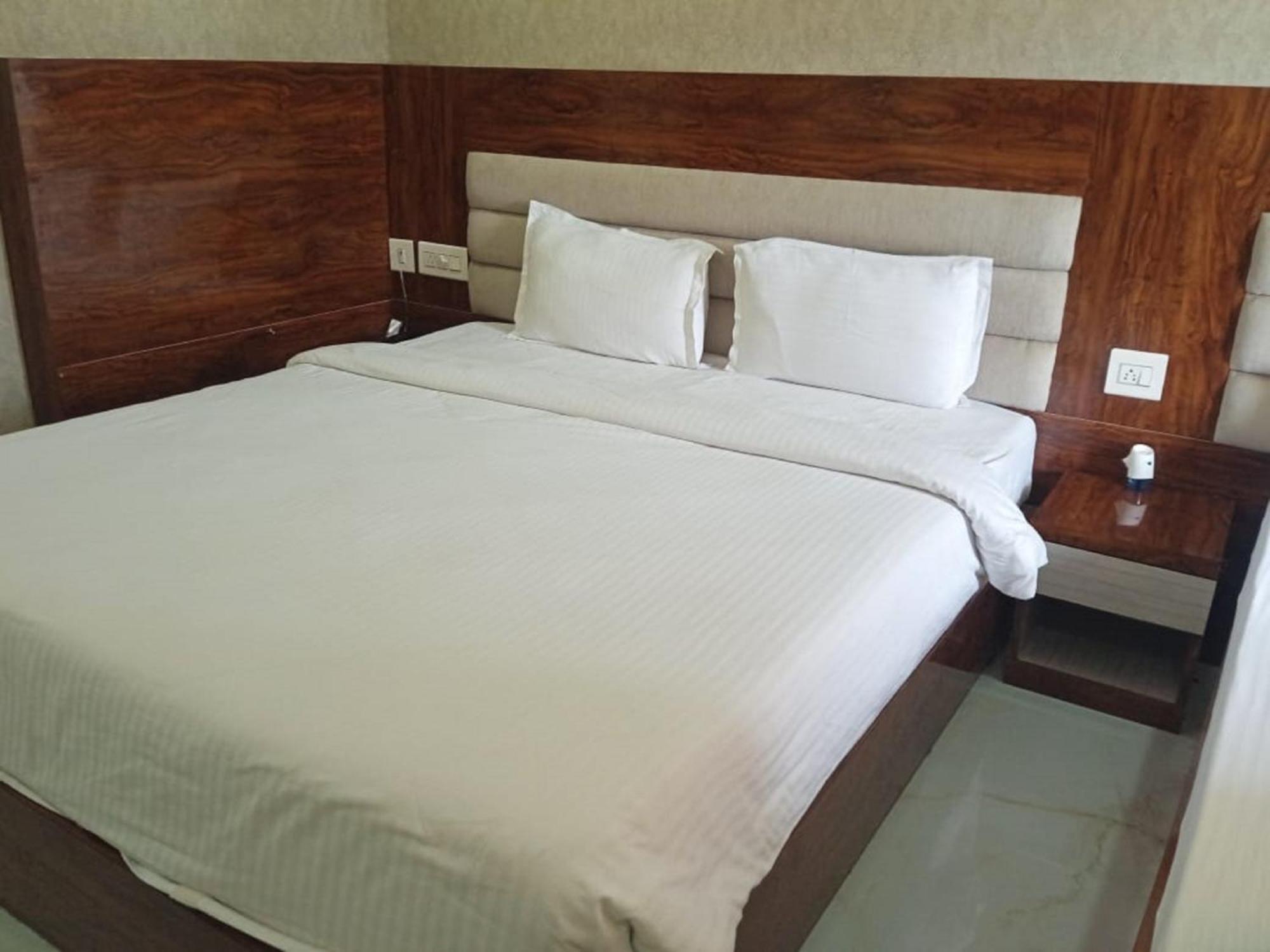 Hotel Sea Gold Пури Екстериор снимка